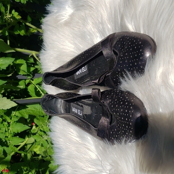 Vaneli Black Perforated Loafers satin bow 9S - Picture 5 of 9